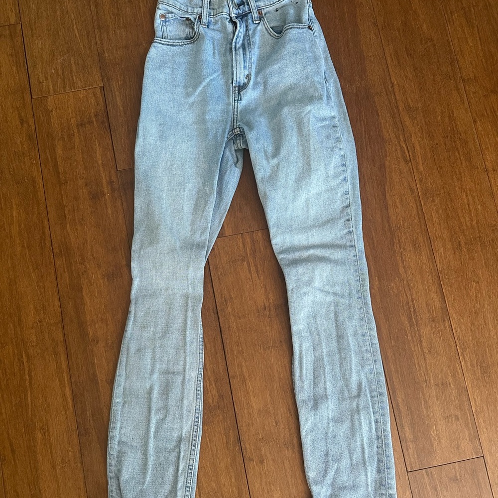 Abercrombie & Fitch High Rise Blue Jeans